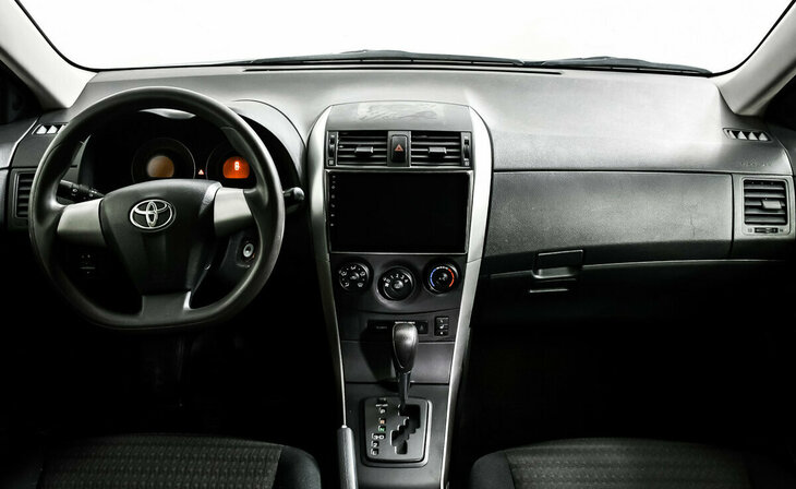 Toyota Corolla - Фото 7