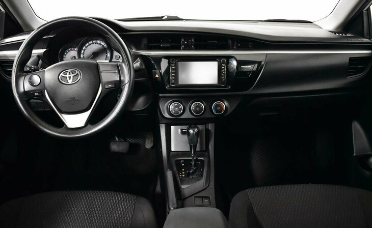 Toyota Corolla - Фото 7