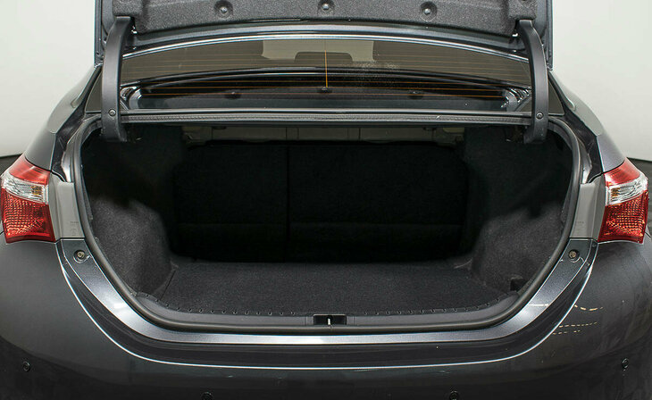 Toyota Corolla - Фото 13