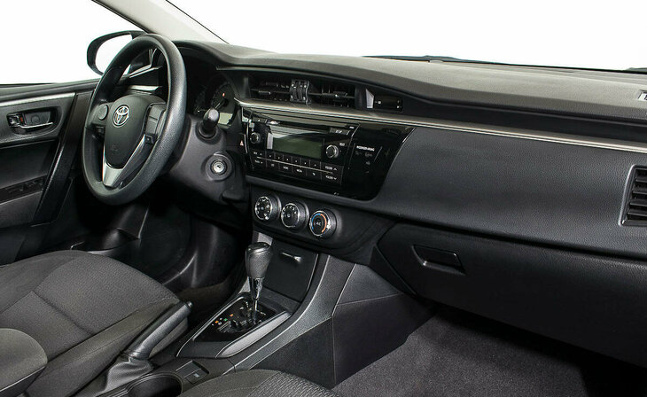 Toyota Corolla - Фото 8