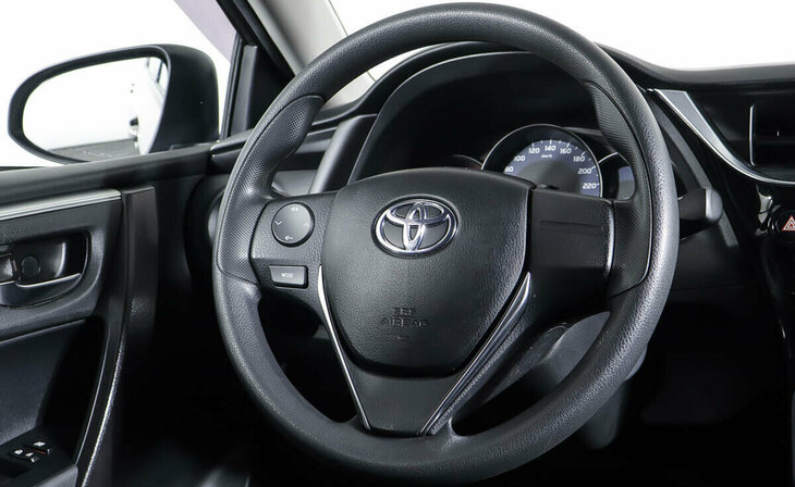 Toyota Corolla - Фото 11