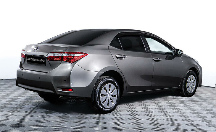Toyota Corolla - Фото 4