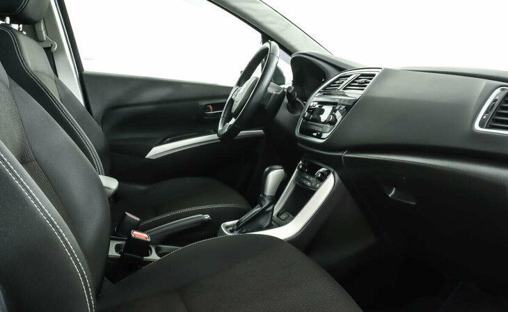 Suzuki SX4 - Фото 5