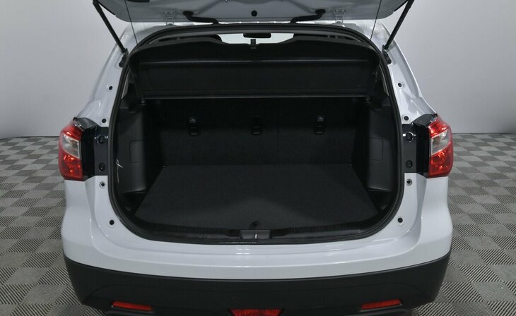 Suzuki SX4 - Фото 10