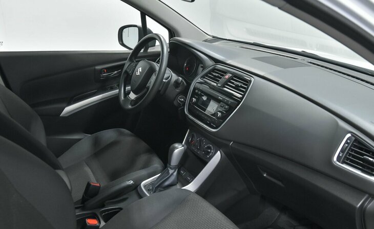Suzuki SX4 - Фото 4