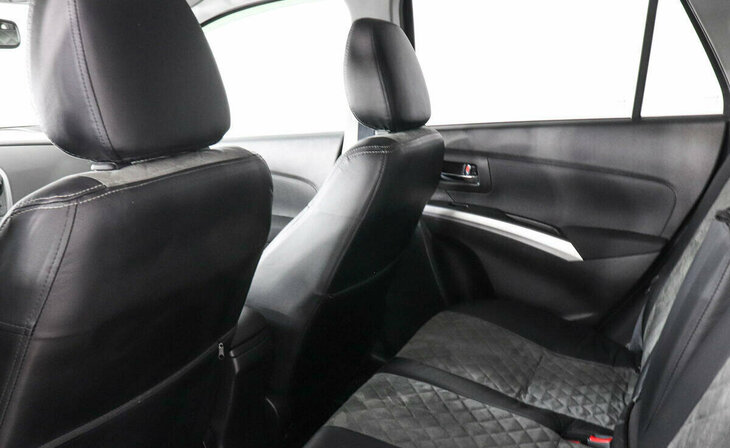 Suzuki SX4 - Фото 7