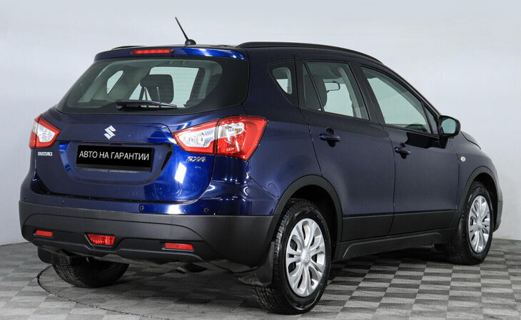 Suzuki SX4 - Фото 2