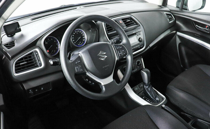 Suzuki SX4 - Фото 6