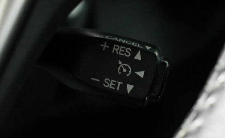 Toyota Corolla - Фото 13