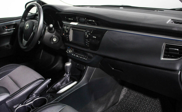 Toyota Corolla - Фото 5