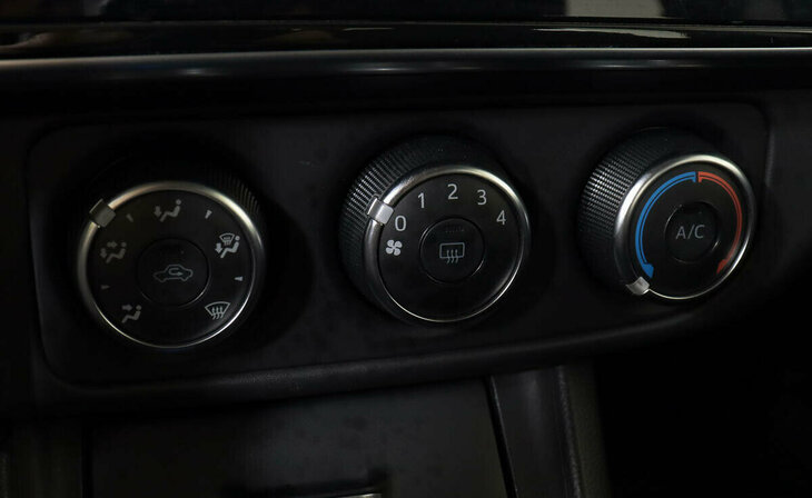 Toyota Corolla - Фото 12