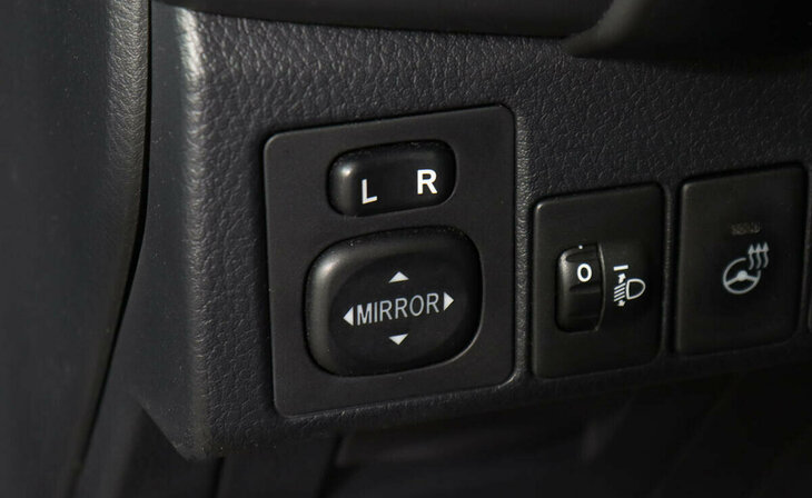 Toyota Corolla - Фото 13