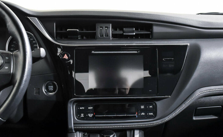 Toyota Corolla - Фото 11