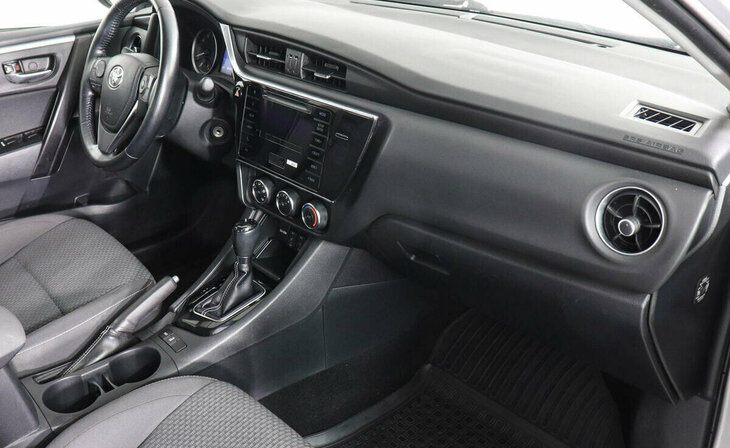 Toyota Corolla - Фото 4