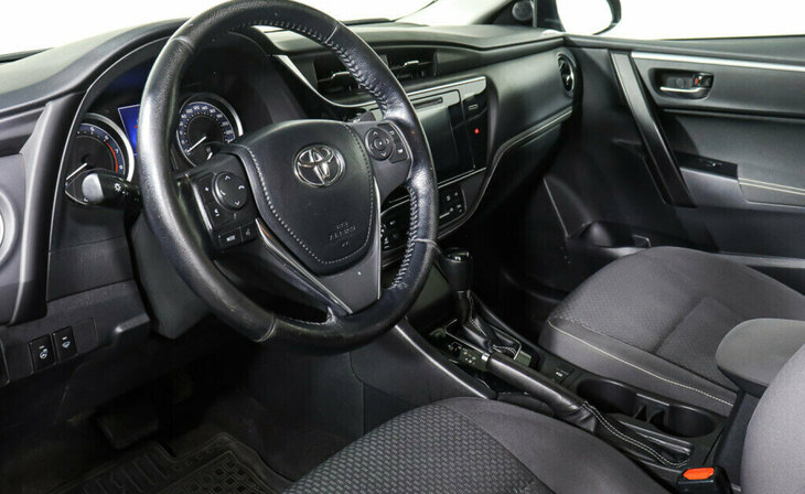 Toyota Corolla - Фото 9