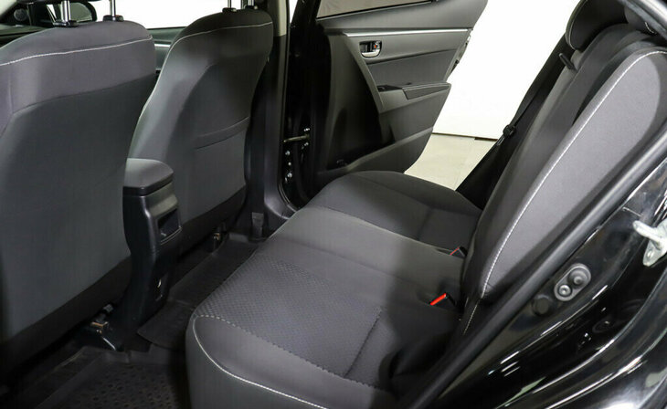 Toyota Corolla - Фото 13