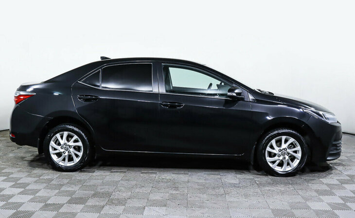 Toyota Corolla - Фото 3