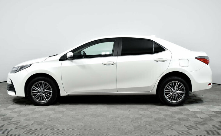 Toyota Corolla - Фото 2