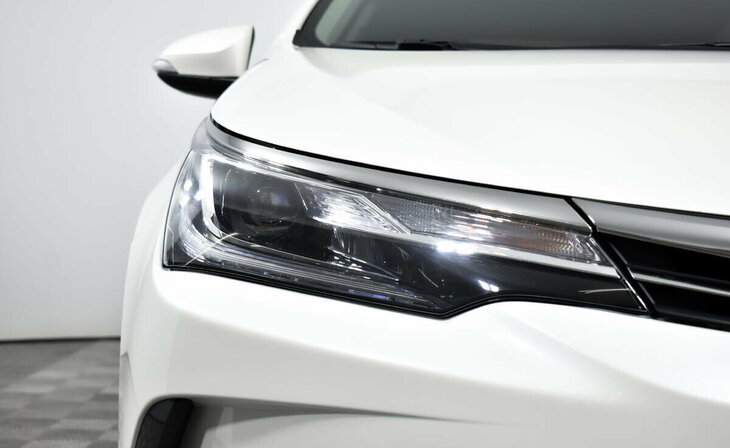 Toyota Corolla - Фото 5