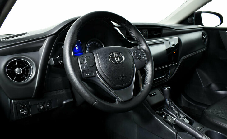 Toyota Corolla - Фото 10