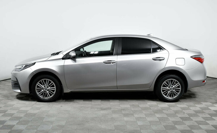 Toyota Corolla - Фото 2