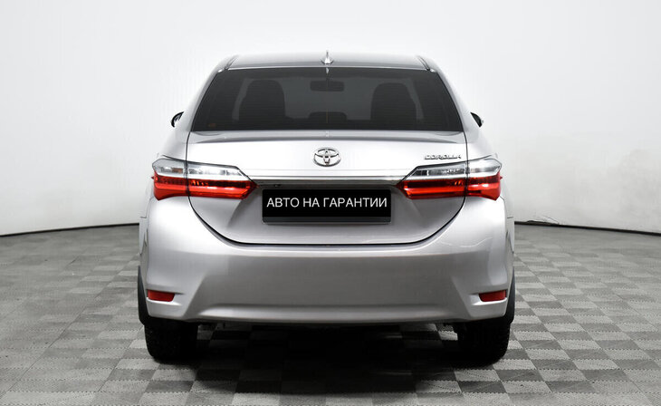 Toyota Corolla - Фото 5
