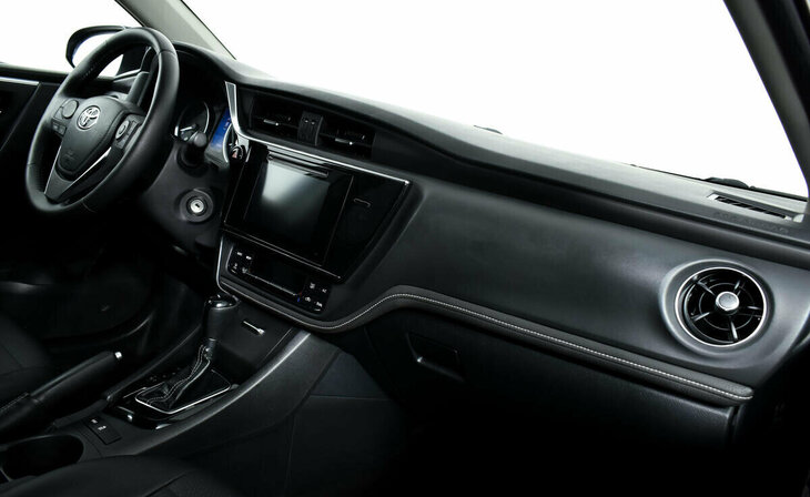 Toyota Corolla - Фото 8