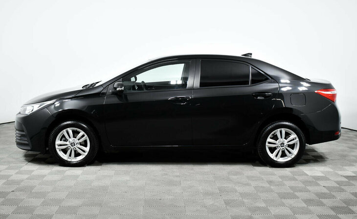 Toyota Corolla - Фото 2