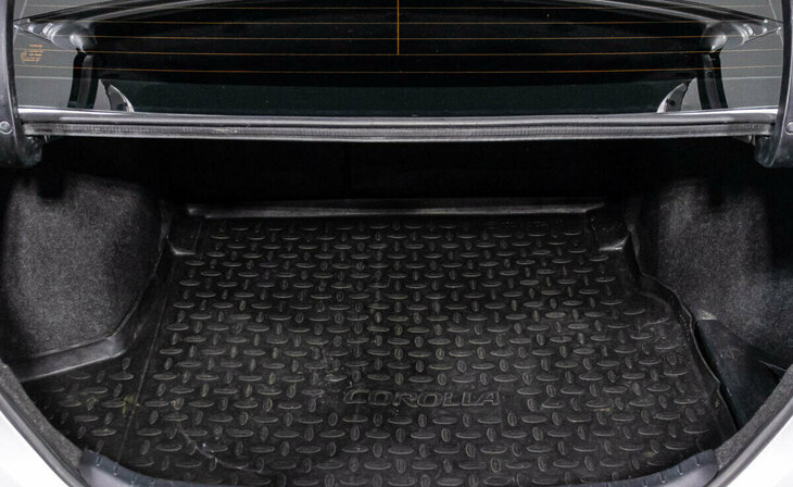 Toyota Corolla - Фото 11