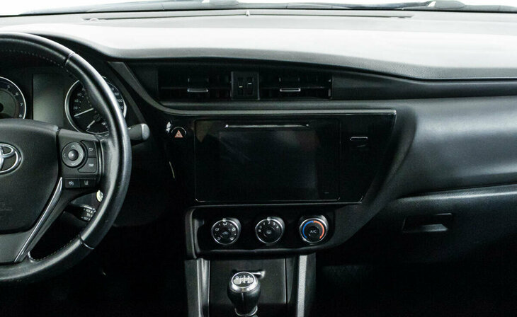 Toyota Corolla - Фото 7