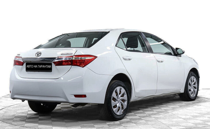 Toyota Corolla - Фото 4