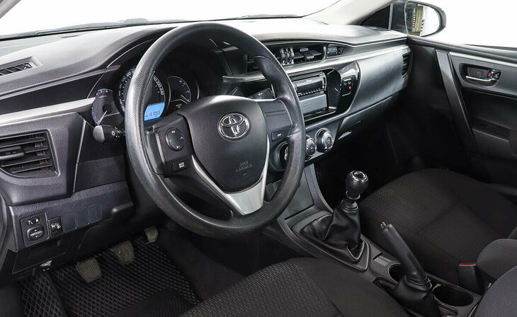 Toyota Corolla - Фото 8