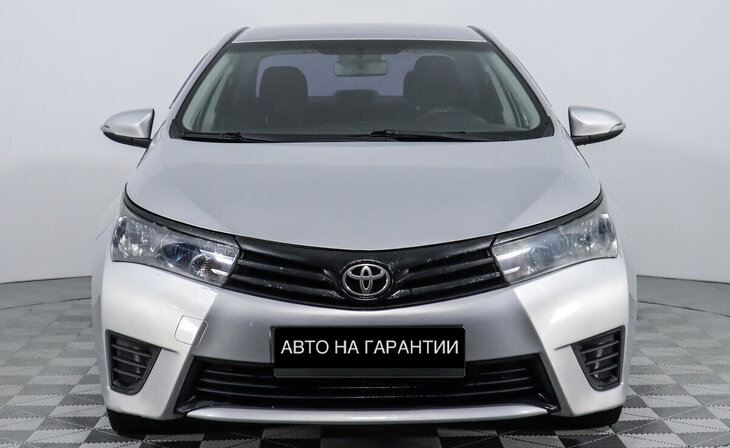Toyota Corolla - Фото 1