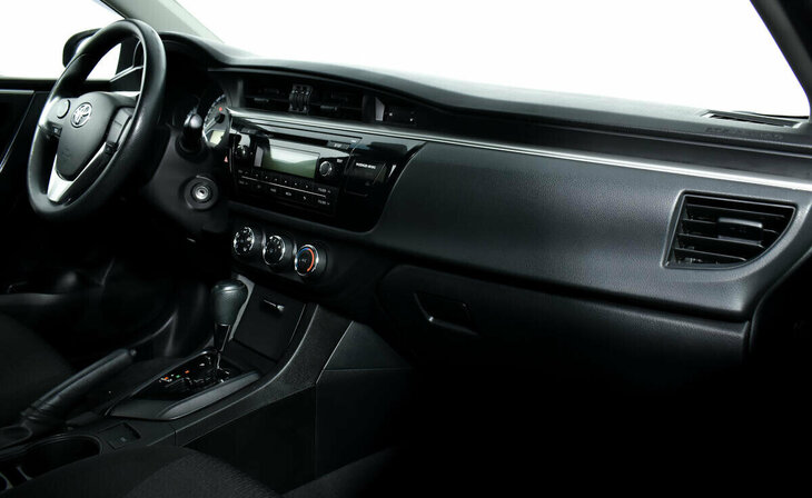 Toyota Corolla - Фото 6