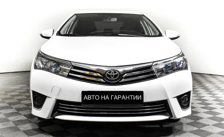 Toyota Corolla - Фото 1