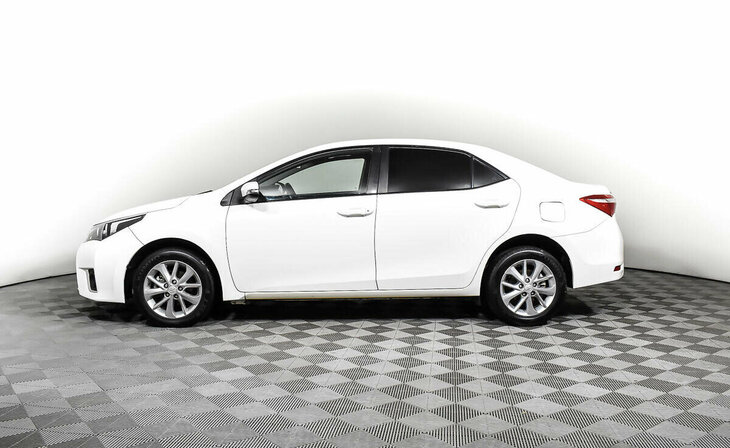 Toyota Corolla - Фото 2