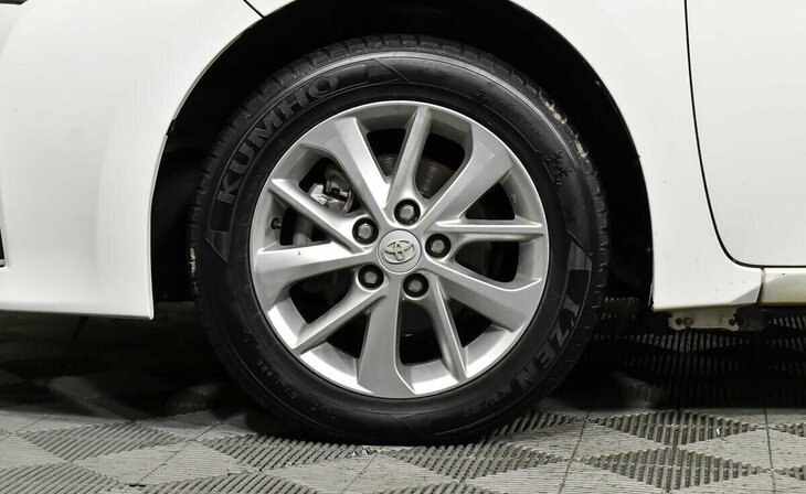 Toyota Corolla - Фото 7