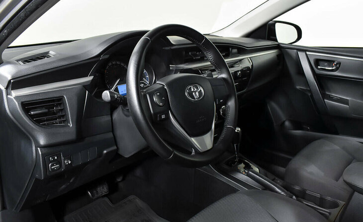 Toyota Corolla - Фото 10