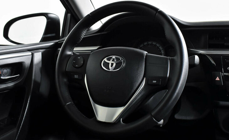 Toyota Corolla - Фото 11