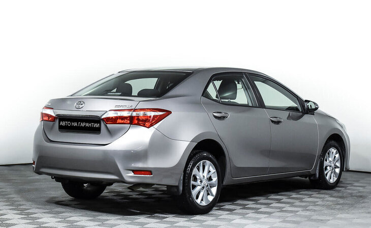 Toyota Corolla - Фото 4