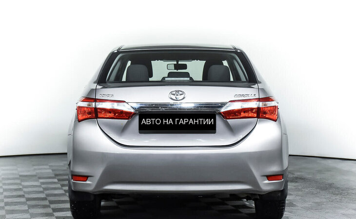 Toyota Corolla - Фото 5