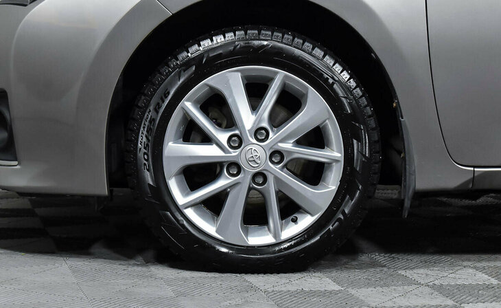 Toyota Corolla - Фото 7