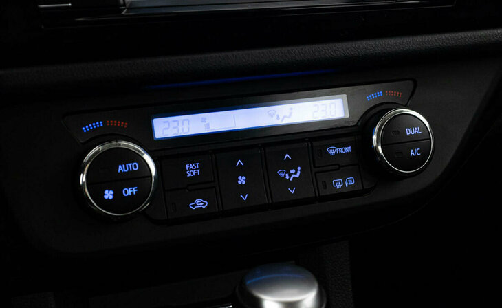 Toyota Corolla - Фото 9