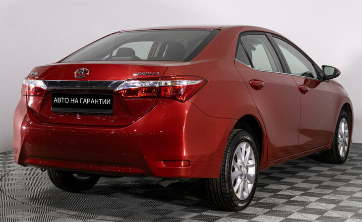 Toyota Corolla - Фото 2