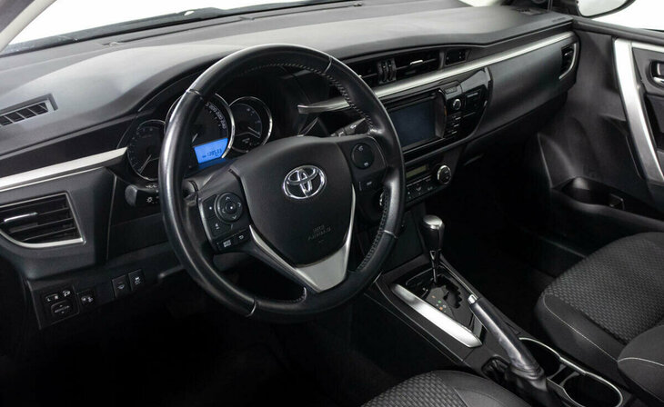 Toyota Corolla - Фото 6