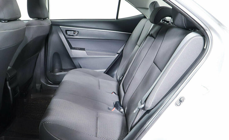 Toyota Corolla - Фото 13