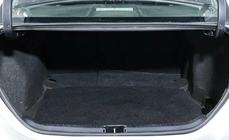 Toyota Corolla - Фото 14