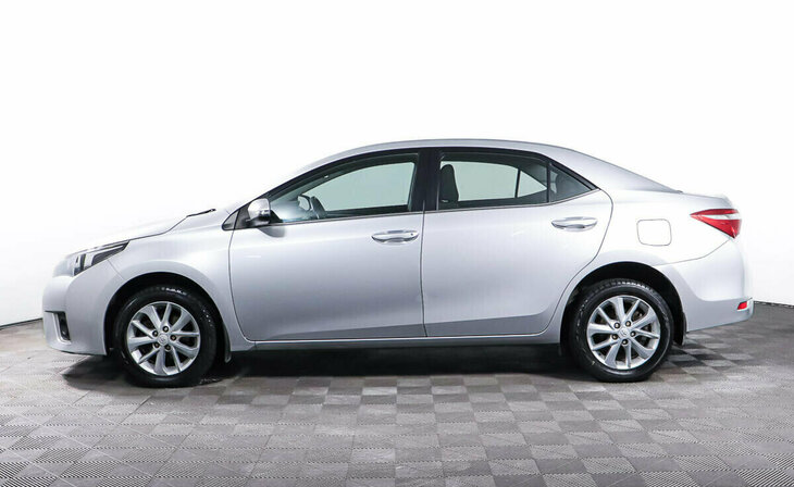 Toyota Corolla - Фото 2