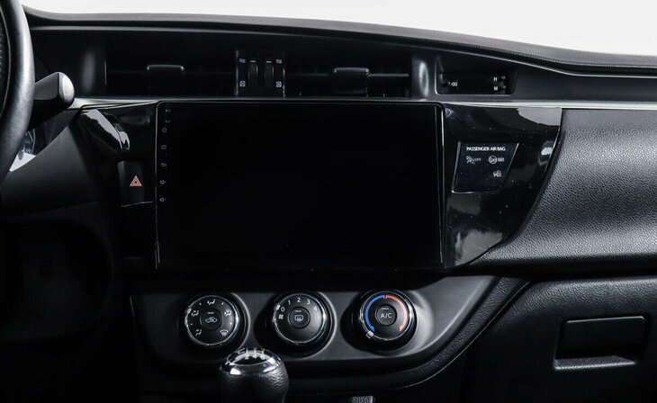 Toyota Corolla - Фото 7