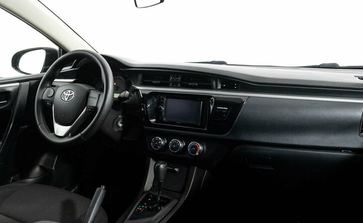 Toyota Corolla - Фото 4